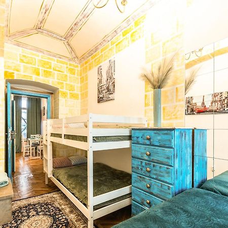 Fairytale Castle Apartment ปราก ภายนอก รูปภาพ